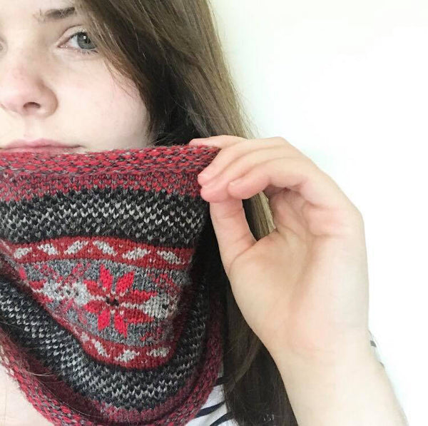 Grant's Reds Knitted Fair Isle Curled Cowl